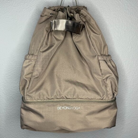 Beyond Yoga Convertible Gym Bag main image 4